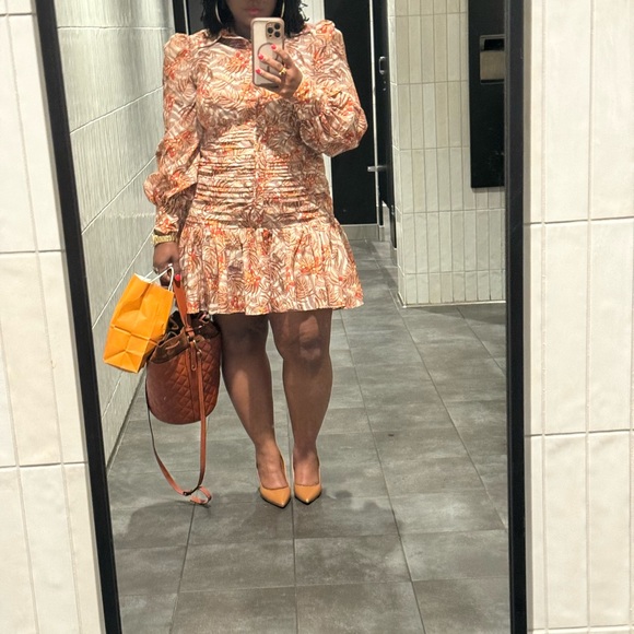 Beautiful dress 🍁🍂 - Picture 6 of 9